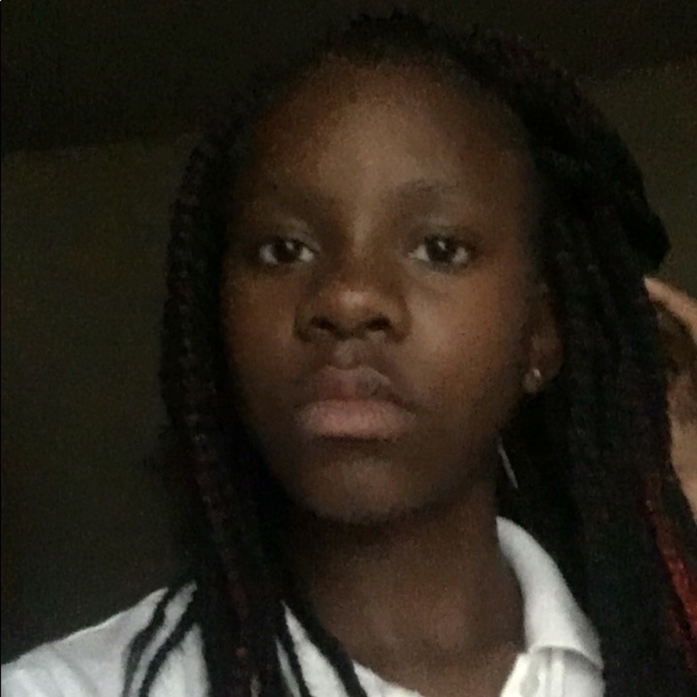 Meet your Posher, Denisha